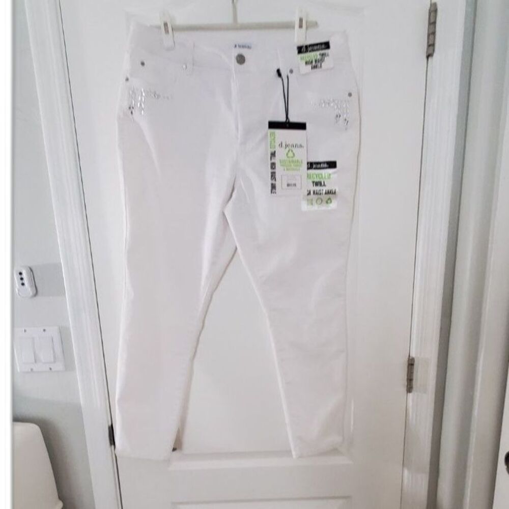 d. Jeans White Twill, Size 14, Ankle Length, ~Brand New~